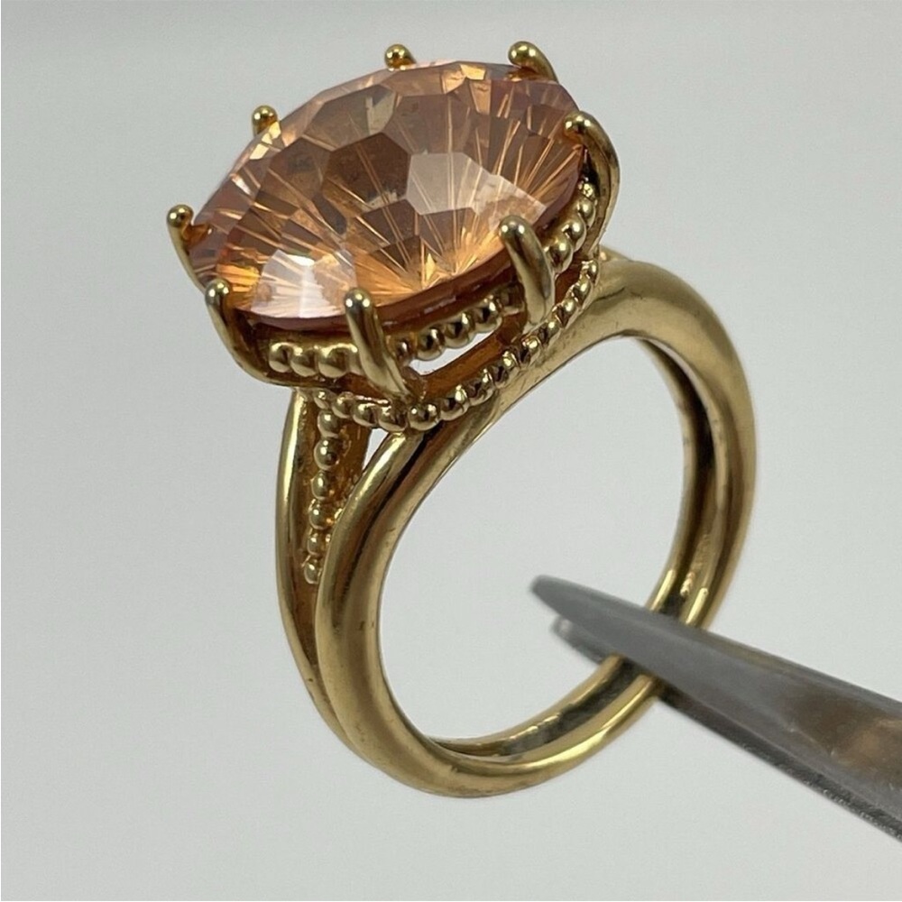 Bold Statement Gold Tone Champaign Round Cut Solitaire Cubic Zirconia Ring Sz 9